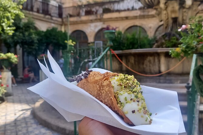 Palermo: Taste the Tradition on a Food Tour by Do Eat Better - Discovering Palermo’s Street Food: The First Stop