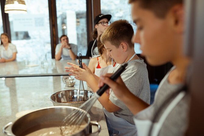 Palermo's Delight: Unleash the Secrets of Pizza and Gelato Making - Traditional Sicilian Flavors and Local Drinks