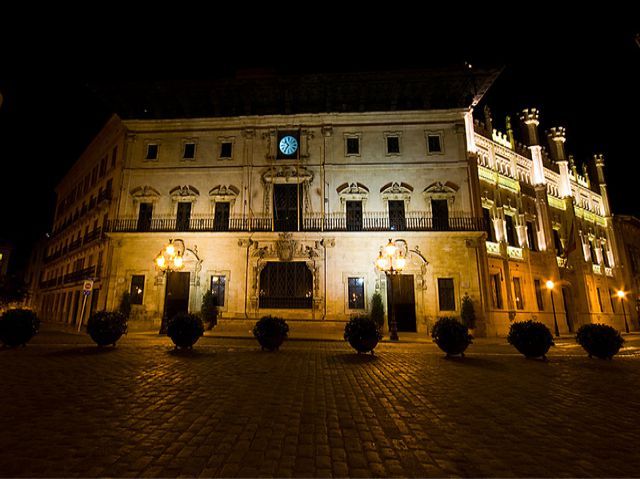 Palma de Mallorca: Old Town Atmospheric Evening Tour - Starting Point and Meeting Details in Palma