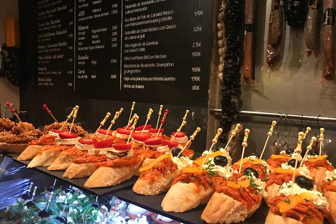Palma's nightly charm and delicious local snacks - Discovering Palma’s Iconic Landmarks from Outside