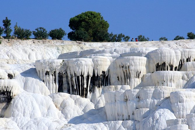 Pamukkale Hot-Air Balloon Flight with Champagne - The Balloon: Spacious, Comfortable, and Exciting