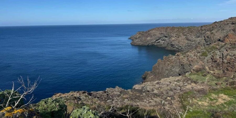 Pantelleria: Trekking among craters and favàre - Pantelleria’s Volcanic Landscape and Key Stops