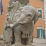 Pantheon, Rome's Iconic Ancient Temple Tour & St Ignatius Church - Inside the Pantheon: Architecture, Art, and Tombs