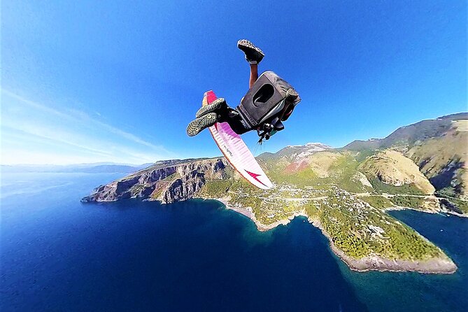 Paragliding flight over the Gardens of Ninfa - The Pre-Flight Briefing: What to Expect Before Soaring