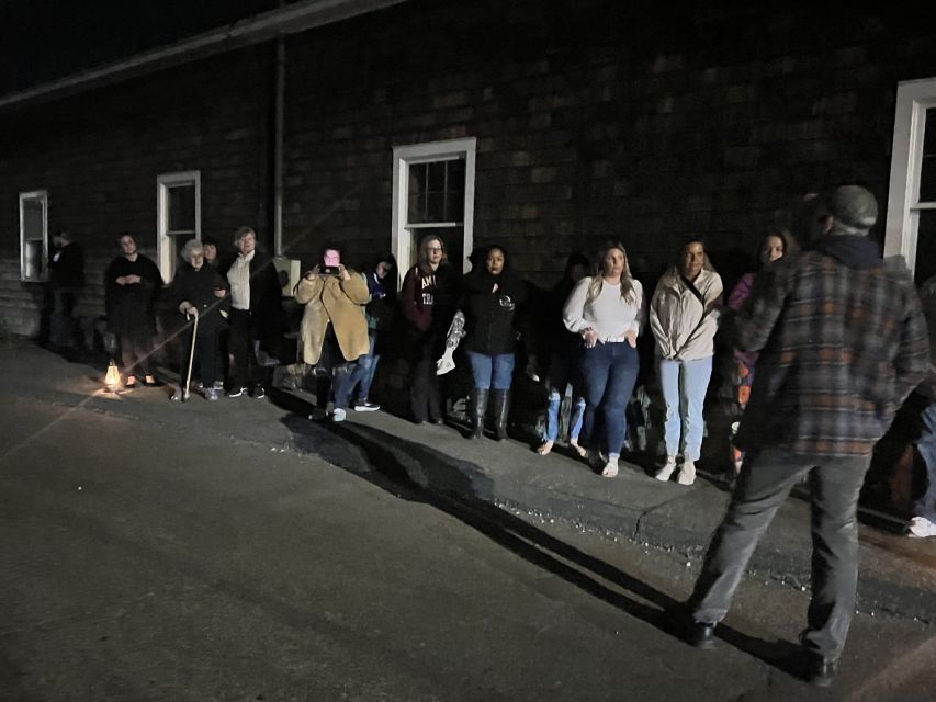 Paranormal Pub Crawl: Beer Tour - Themed Pubs in Mystic’s Historic Water Street