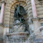 Paris by Night 2-hour Private Tour with Scenic Seine River Cruise - Exploring Île de la Cité’s Historic Heart