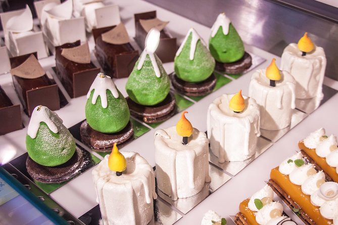 Paris Christmas Gourmet Food Small Group Walking Tour - Gourmet Stops: French Holiday Favorites