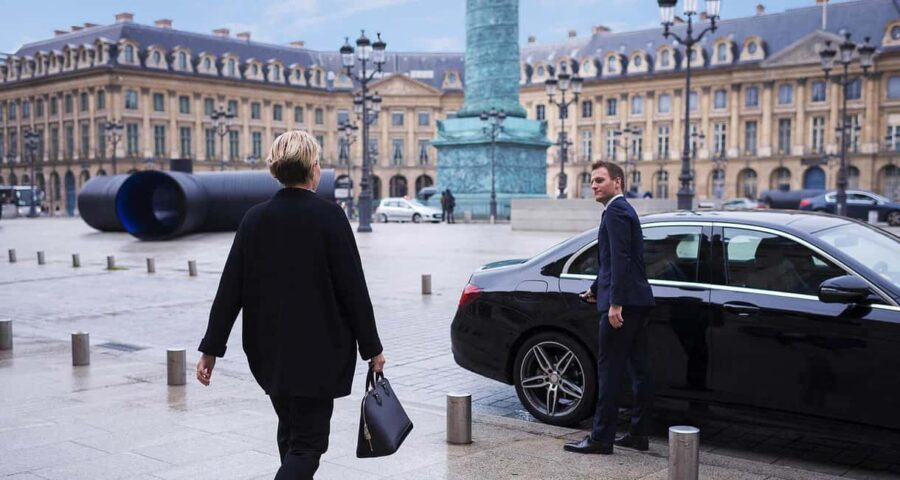 Paris Half-Day City Tour with a Private Driver - Exclusive Private Transport in a Luxurious Minivan