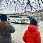Paris: Investigation Cruise, a fun treasure hunt (in French) - Discover the Unique Detective Kit for Children