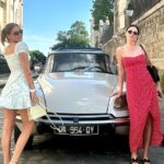 Paris Private Guided Tour in a Vintage Open Top French Car - Highlights at the Champs-Elysées and Élysée Palace