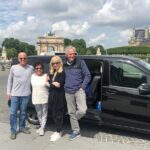 Paris Private Transfer Airport & 1H Tour of Must-See Sights - Scenic Drive to Paris City Center