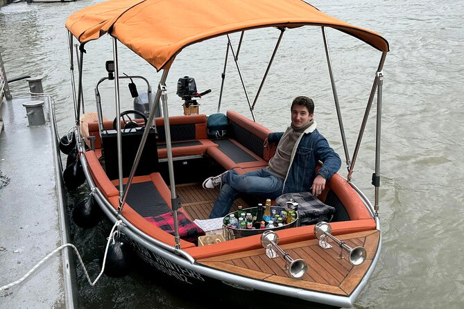 Paris Seine River Private or Shared Boat Tour - The Scenic Route and Iconic Sights Visible from the Boat