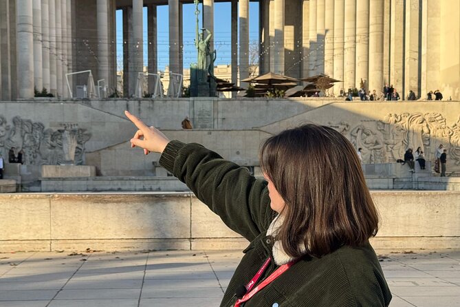Paris World Fairs Walking Tour Top Sights Along the Seine River - The Ornate Pont Alexandre III and Seine’s Role in the Fairs