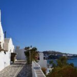 Paros & Antiparos Islands French tour including lunch - Starting in Paroikia and Visiting the Byzantine Church of Ekatontapyliani