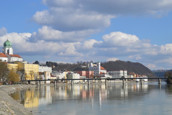 Passau - Inn River Stroll with picturesque city views - Visiting St. Stephan’s Cathedral: An Architectural Highlight