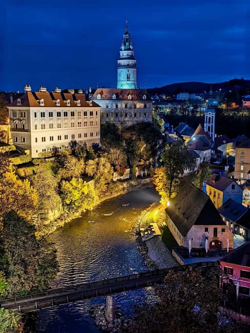 Passau: to Prague via Cesky Krumlov with walking Guided Tour - Starting Point and Transportation Details