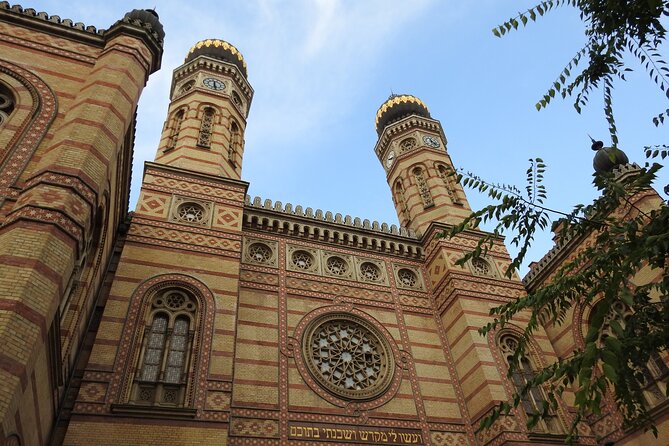 Past and Present of Budapest Jewish District Tour - Detailing the Deak Ferenc Square and Medieval Ruins