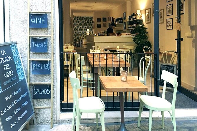 Pasta Class and wine tasting in Lecce - Making Fresh Orecchiette Pasta with a Passionate Local Chef