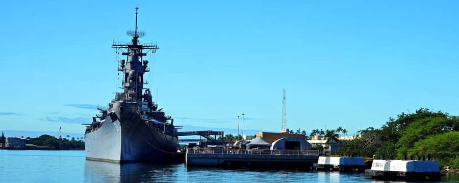 Pearl Harbor Arizona tour from HNL Airport - Starting at Honolulu International Airport for a Convenient History Dive
