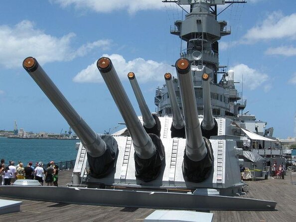 Pearl Harbor USS Arizona Memorial & Battleship Missouri - How This Tour Navigates Pearl Harbors Key Sites