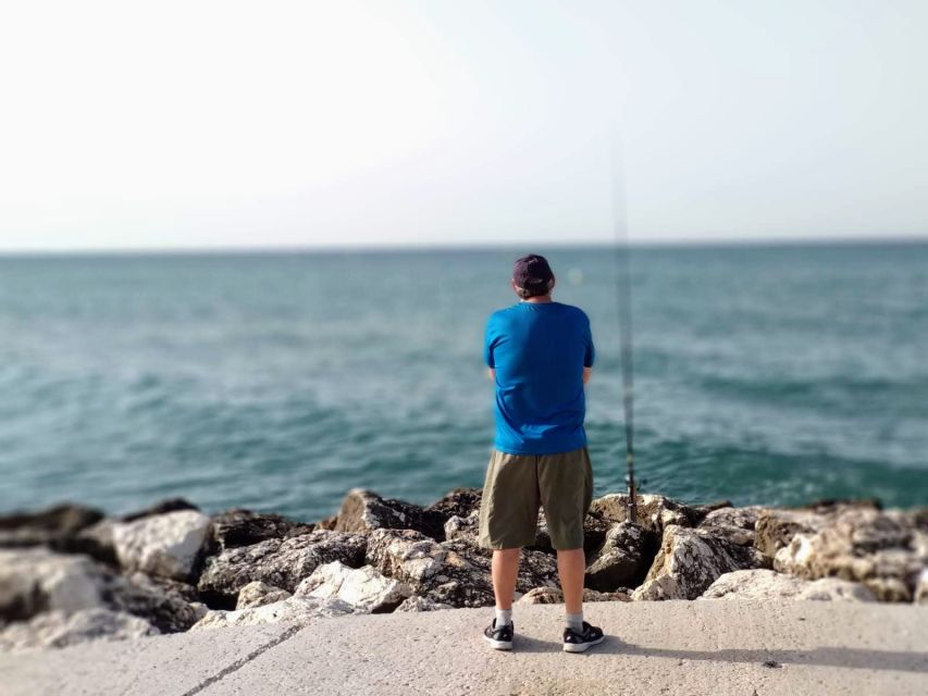 Pedregalejo Food Tour: Explore Malaga's most iconic quarter - Starting at the Historic Balneario de los Baños del Carmen