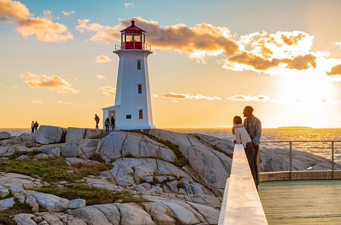 Peggys Cove Sunset Tour - Exploring Peggys Point Lighthouse and the Coastal Cliffs