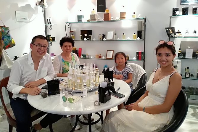 Perfume Workshop - From the Old Town to the Perfume Lab