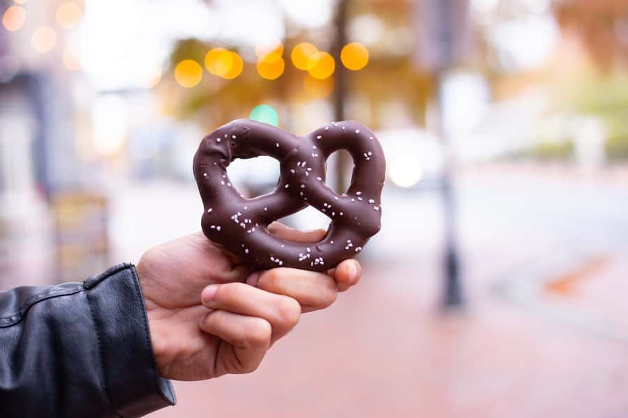 Philadelphia: Local Flavors Food Tour with 5+ Food Tastings - Starting Point Near Reading Terminal Market