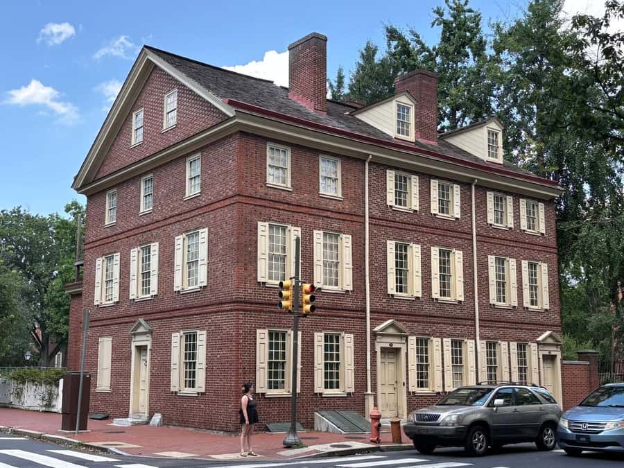 Philadelphia: Women of the Revolution Walking Tour - Starting Point at the National Constitution Center