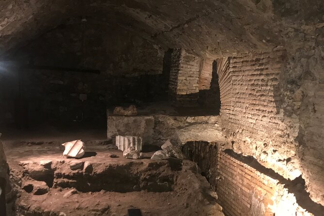 Piazza Navona Underground: Stadium of Domitian EXCLUSIVE TOUR - LIMITED ENTRANCE - Discovering the UNESCO-Listed Stadium of Domitian Beneath Piazza Navona