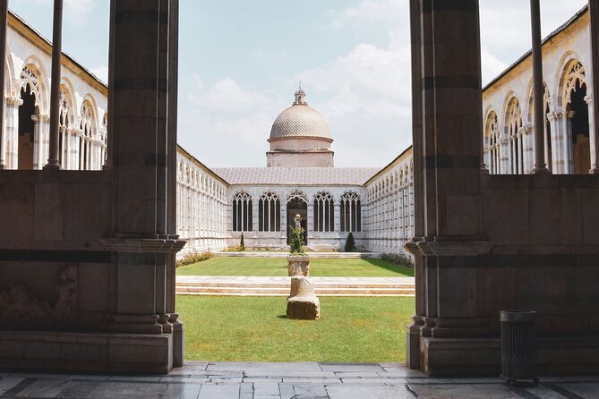 Pisa and Florence daytrip in Limo "the art of surprising you" - Visiting the Iconic Piazza dei Miracoli