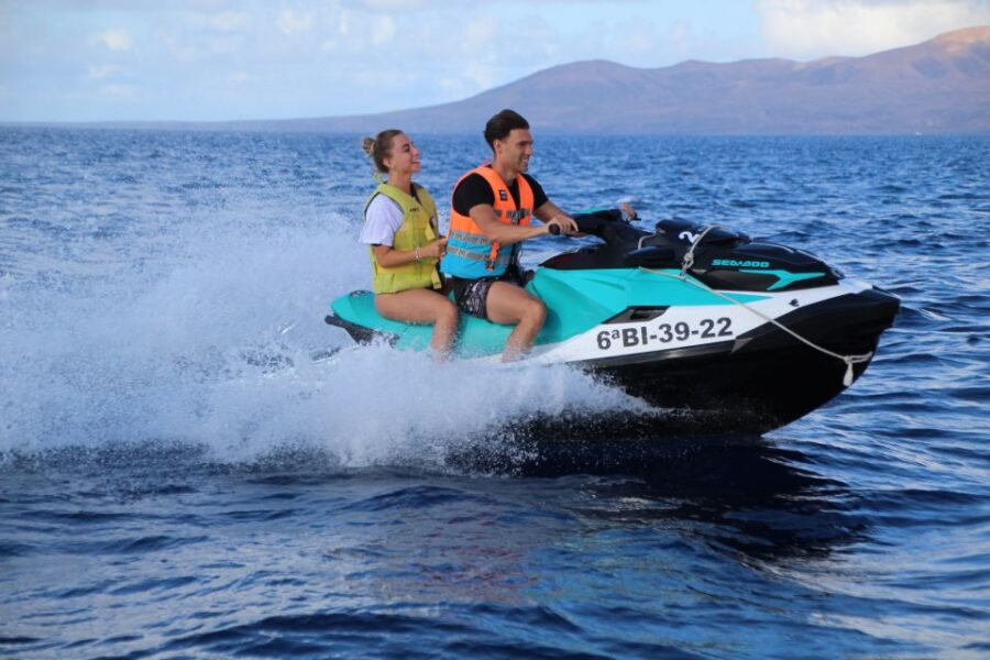 Playa Blanca: 40-Minute Jet Ski Excursion in Marina Rubicón - Starting Point at Marina Rubicón