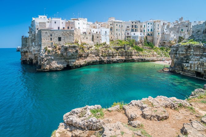 Polignano a Mare: 2-Hour Private Guided Tour - Walking Into the Historic Heart Through Arco Marchesale