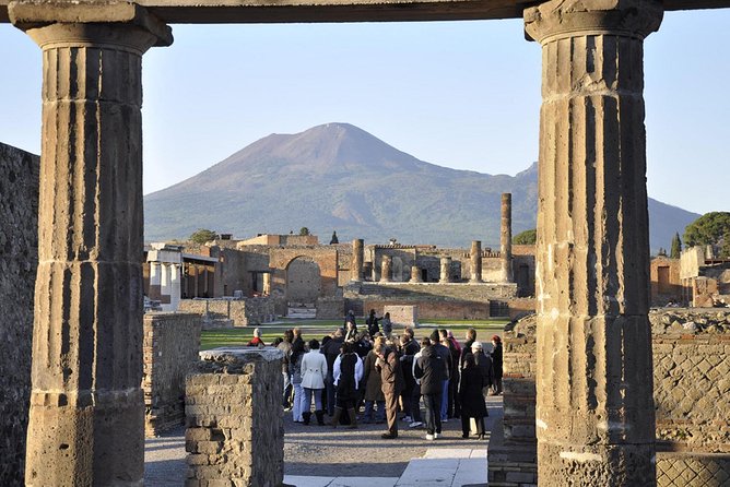 Pompei Skip The Line 2-Hours Guided Tour in English or Italian - Highlights of the Pompeii Archaeological Park