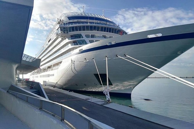 Pompeii and wine testing from Naples or Sorrento - Convenient Pickup and Private Transport