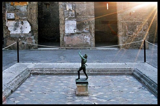 Pompeii, Mt Vesuvius and Wine Tour - Starting Point: Sorrento or Naples for Convenience