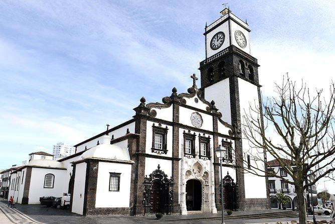 Ponta Delgada city tour(Half day) - Visiting the Igreja de Todos-os-Santos: The Heart of the City