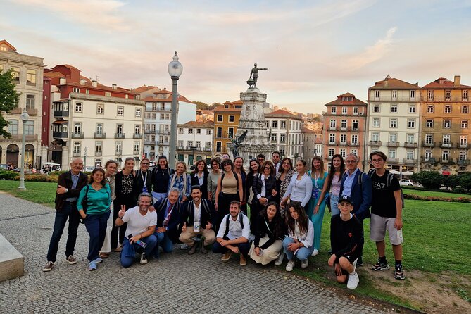Port: History and Legends walking tour - The Crowning Role of the Multilingual Guide