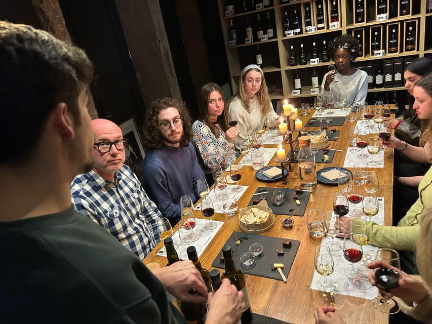 Port Wine class with 5 Port tasting and pairings - Visiting Porto’s Heart: The Shop in Front of Palácio da Bolsa