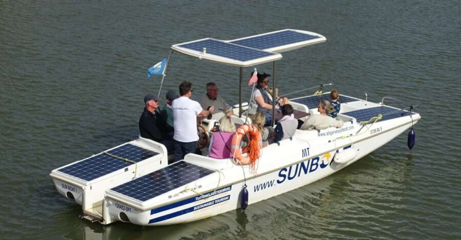 Portimão: Silves & Arade River History Tour on a Solar Boat - Exploring Silves: A Medieval Town with Cultural Charm