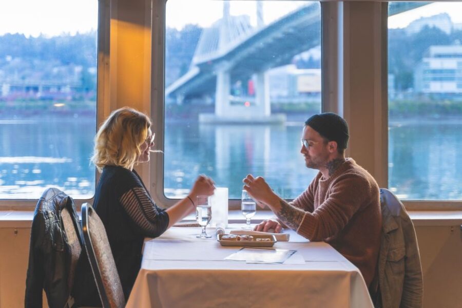Portland: 2-hour Lunch Cruise on the Willamette River - The Portland Spirit Cruises Menu and Dining Experience