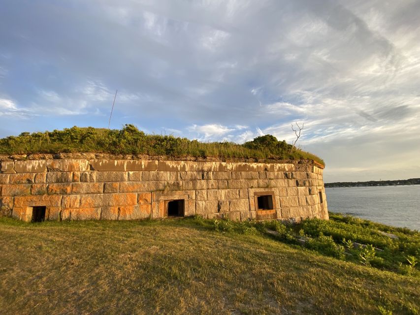 Portland: Private Island Fort Tour - Starting Point and Meeting Arrangements in Portland
