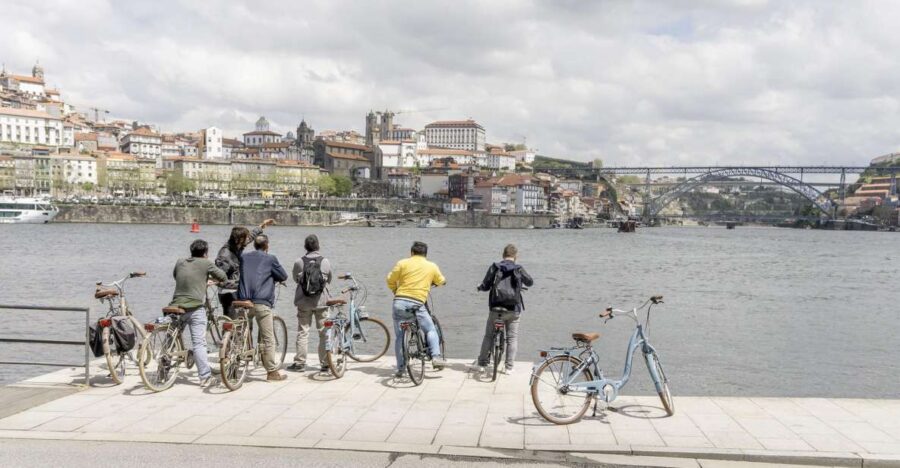 Porto: 3-Hour Bike Tour - Starting Point at Biclas & Triclas in Porto