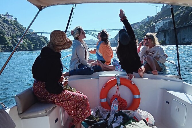 Porto: Boat trip along the Douro River 6 Bridges - The Experience on the Douro in Board