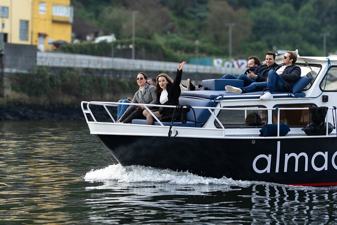 Porto: Boat trip on Douro river , six bridges /Sunset opcion - Passing Under the Iconic Luis I Bridge