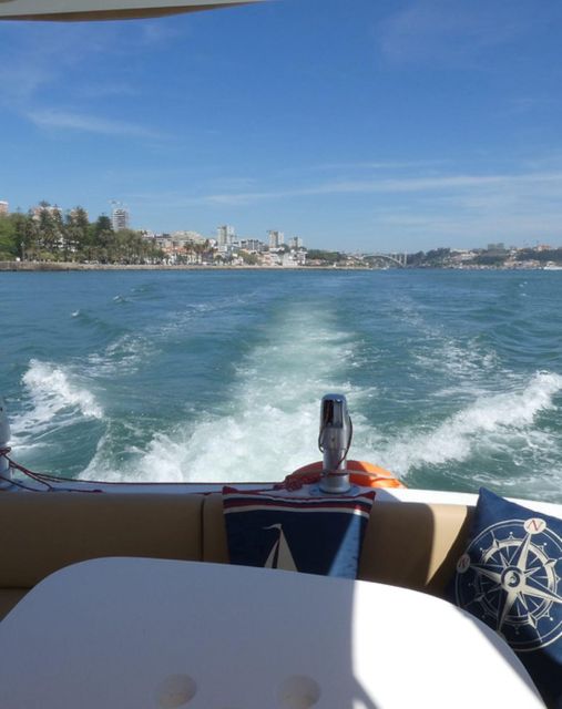 Porto: Passeio de Barco no Rio Douro com Degustação - Starting Point at Marina do Freixo and Early Highlights