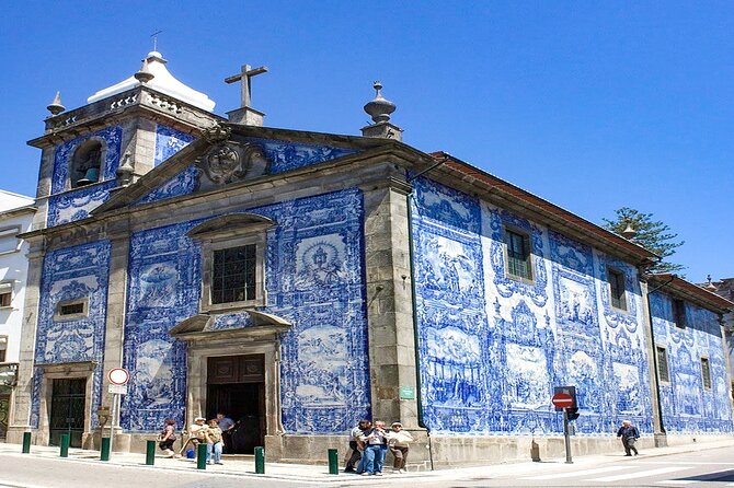 Porto private afternoon tour, discover the most iconic attractions - Discovering Mercado do Bolhão’s Fresh Market Atmosphere