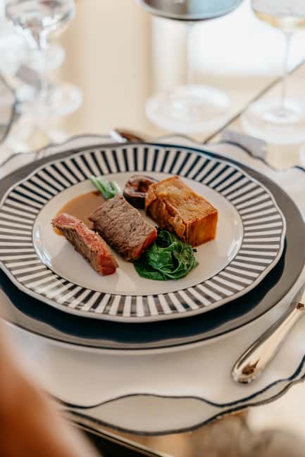 Porto: Private Meal with Adelaide Menu - Poente by Vallado - The Historic Setting of Poente in Porto