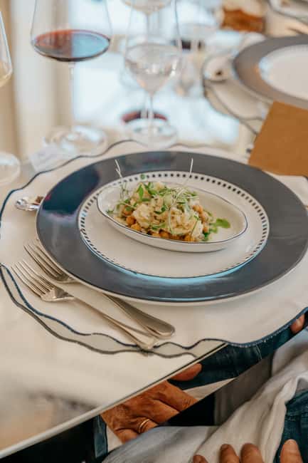 Porto: Private Meal with Flora Menu - Poente by Vallado - The Historic Setting of Poente by Vallado