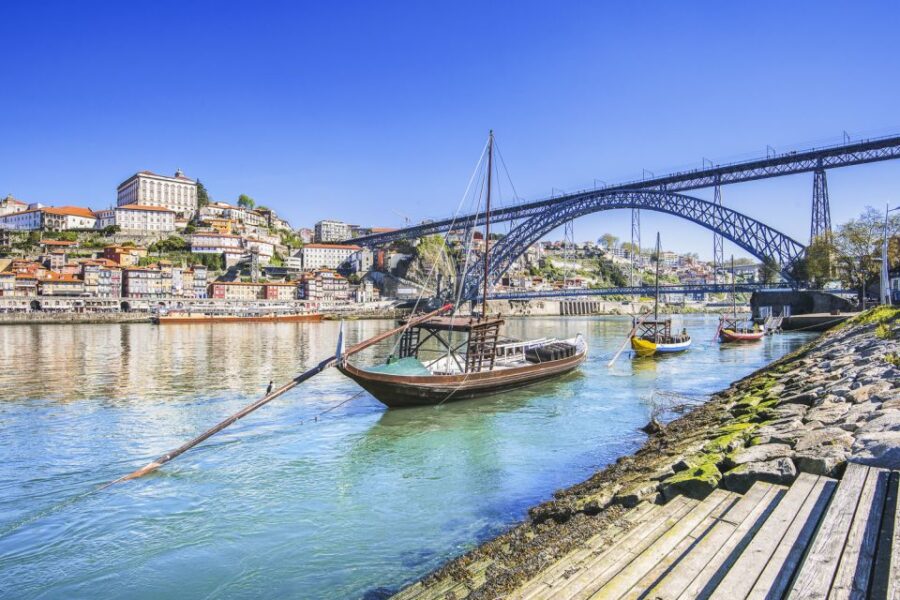 Porto: Six Bridges Cruise - Starting Point at Av. de Diogo Leite 408